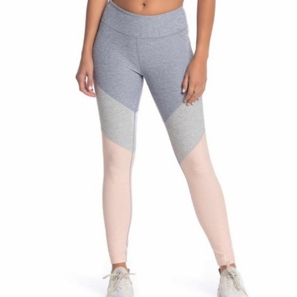 Outdoor Voices Small Blue Pink Ankle Leggings - Picture 2 of 9